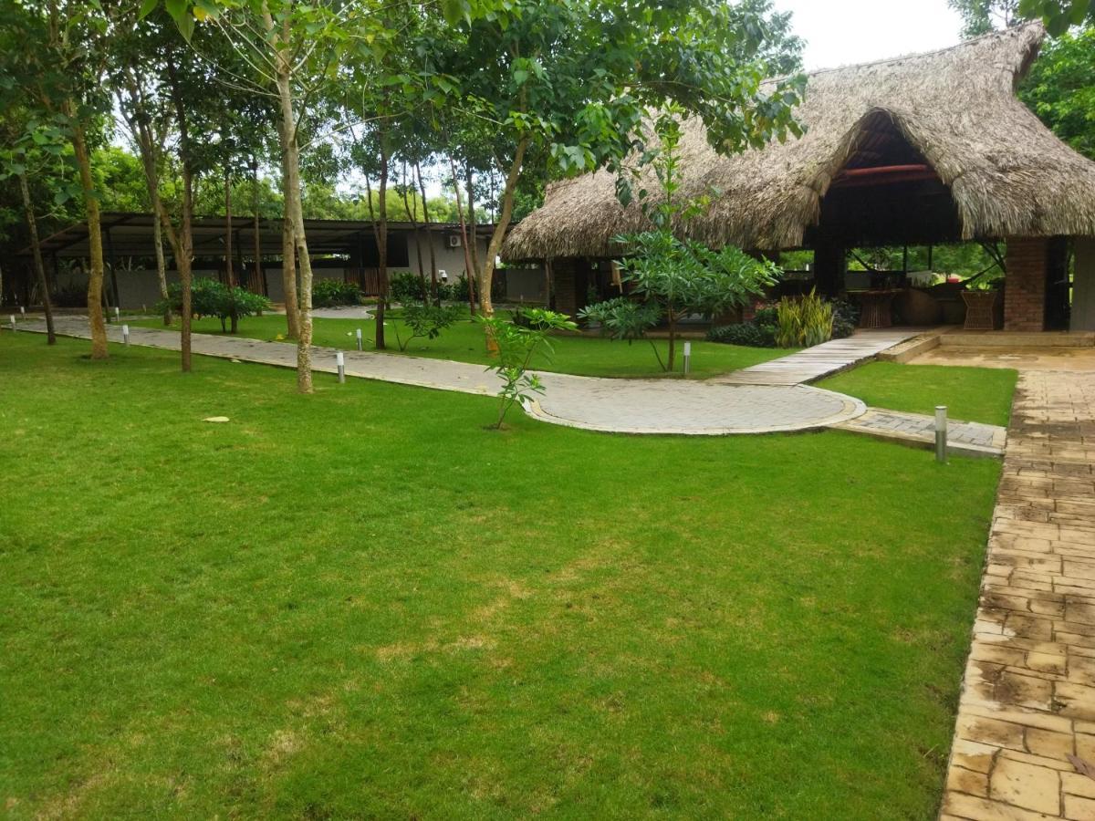 La Bonita Luxury Ecohotel Sahagun Esterno foto